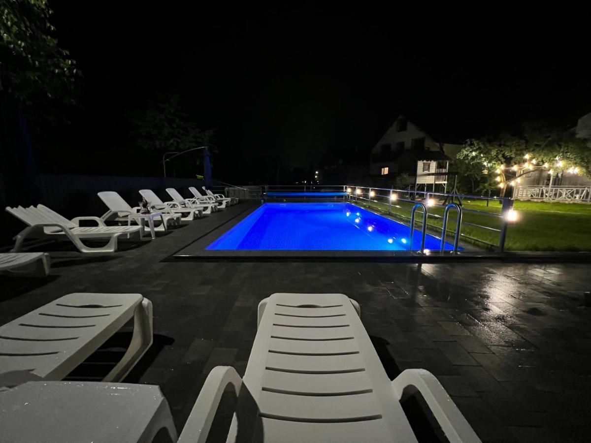 Hotel Фенікс Jaremcze Zewnętrze zdjęcie