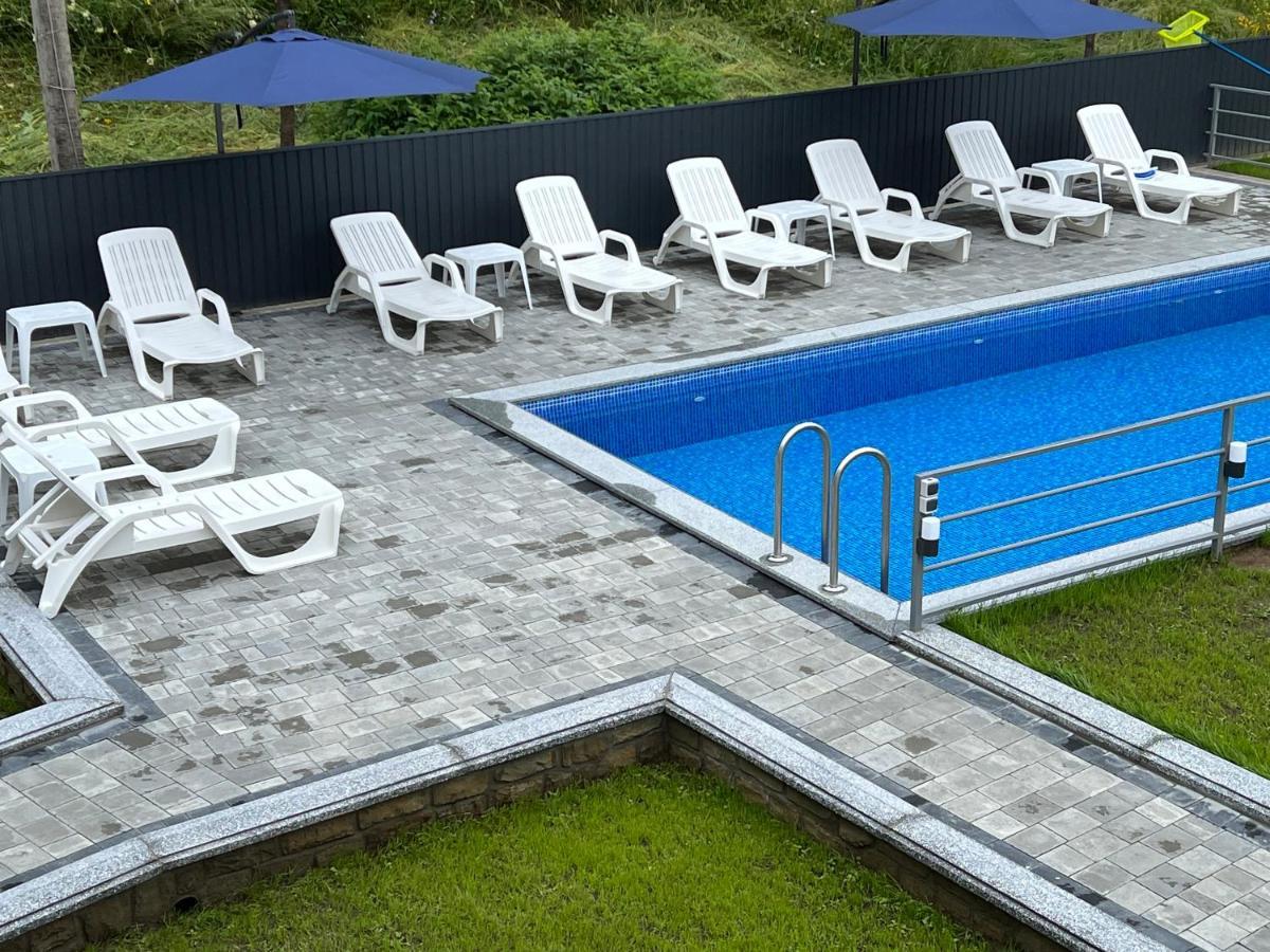 Hotel Фенікс Jaremcze Zewnętrze zdjęcie